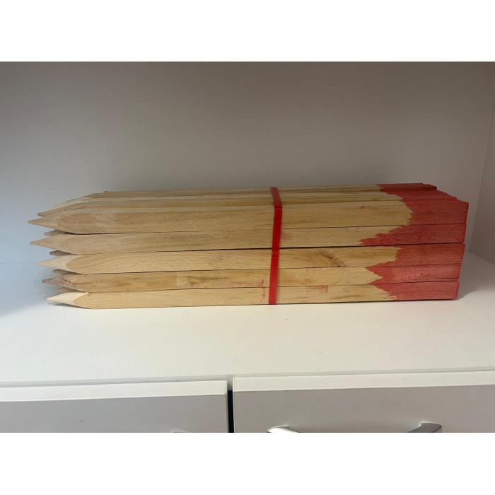 Dřevěný kolík s hrotem 30 cm barvený