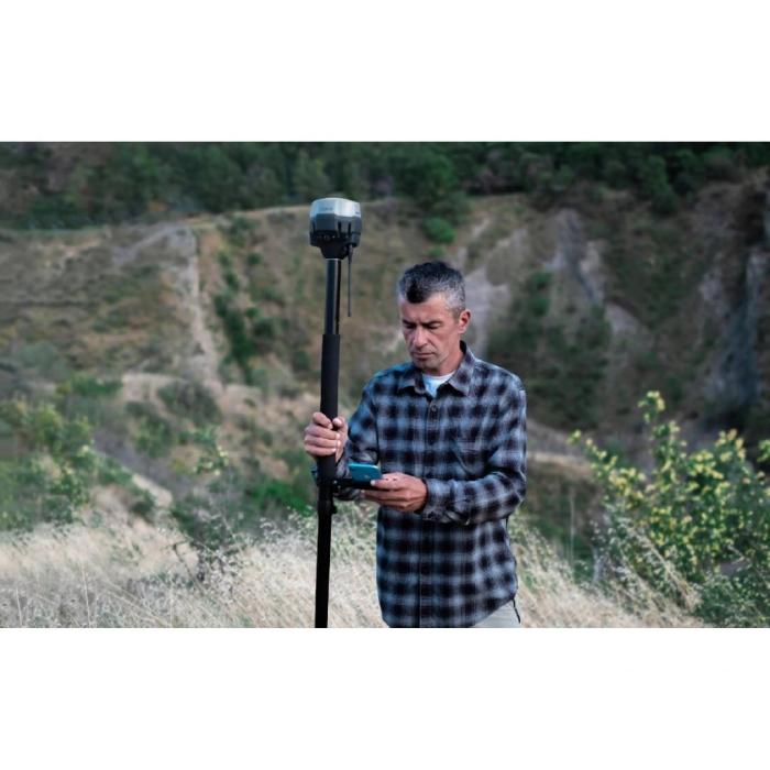 GNSS přijímač EMLID Reach RS3